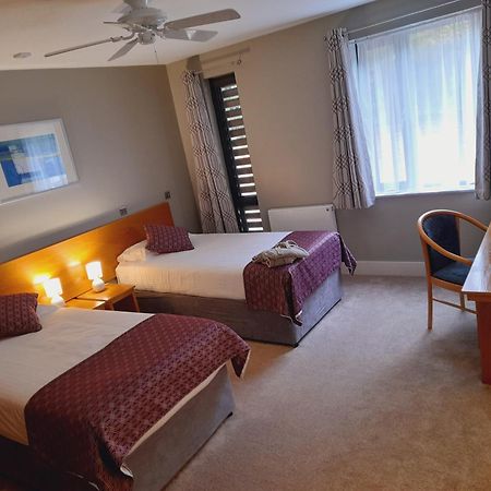 Hotel Roffey Park Venue Horsham Zewnętrze zdjęcie